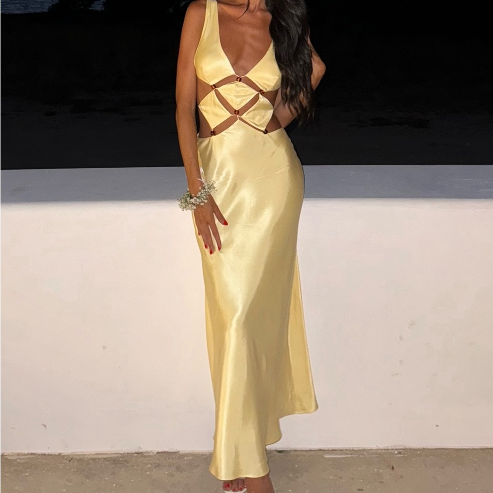 Elegant Yellow Evening Dress